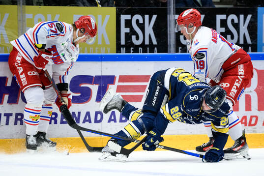 Timrås Anton Wedin och Erik Andersson och HV71s Joonas