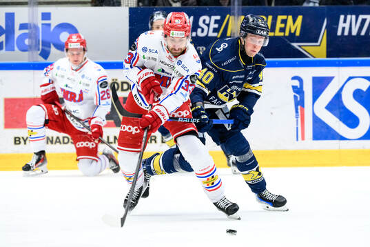Timrås Albin Lundin och HV71s Oskar Stål-Lyrenäs