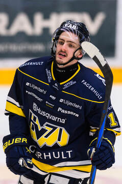 HV71s Isac Brännström  jublar