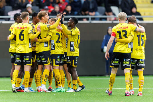 Elfsborgs Noah Söderberg jublar efter 1-2