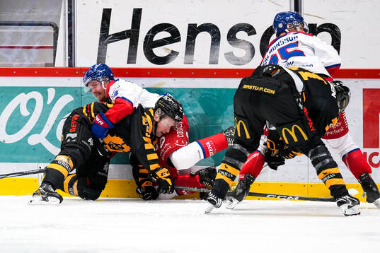 Skellefteås Oskar Nilsson och Oskarshamns Niclas Burström