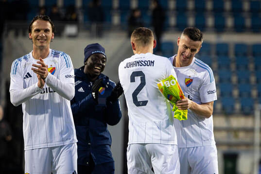 Djurgårdens Piotr Johansson, Albin Ekdal , och Haris Radetinac jublar