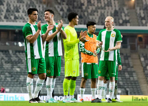 Hammarbys Jusef Erabi, Deniz Gul, målvakt Oliver Dovin och Marcus Rafferty jublar