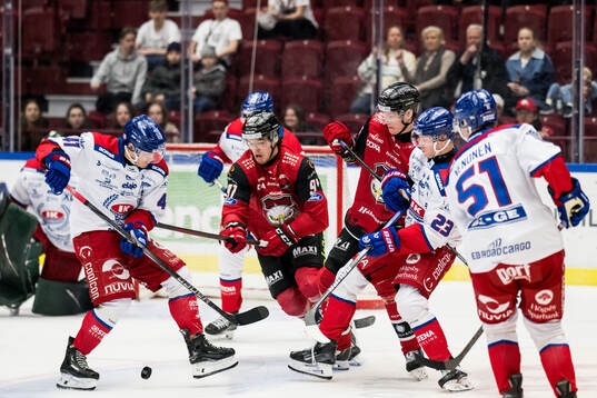 Malmö Redhawks Axel Sundberg och Fredrik Händemark och