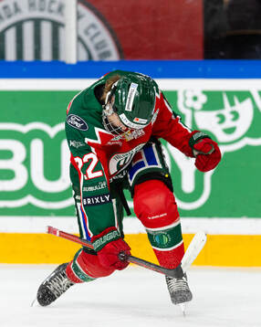 Frölundas Andrea Dalen jublar