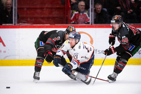 Örebros Rasmus Rissanen, Elias Ekström och Växjös Dylan