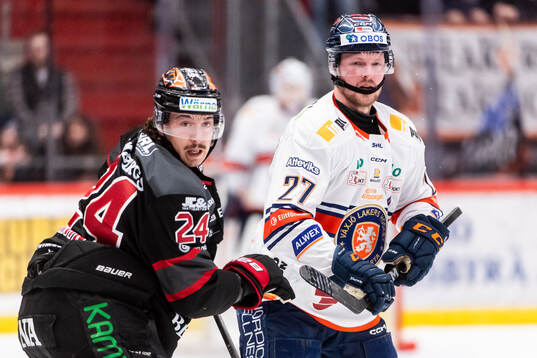 Örebros Hannes Björninen och Växjös Martin Lundberg