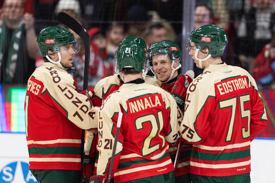 Frölundas Max Friberg jublar