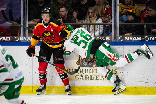 Luleås Juhani Tyrväinen och Rögles Adam Engström