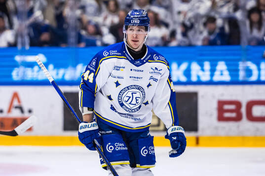 Leksands Carter Ashton jublar