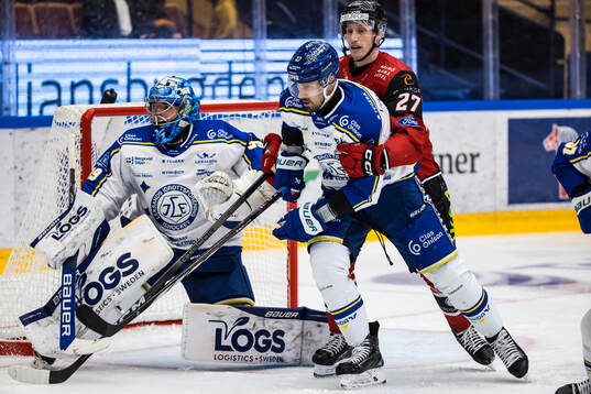 Leksands målvakt Filip Larsson och Leksands Marek Hrivik