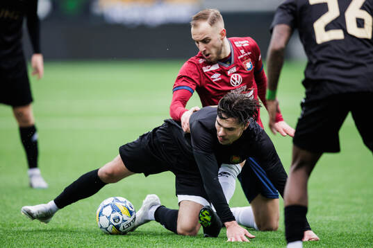 GAISs William Milovanovic och Örgrytes Amel Mujanic