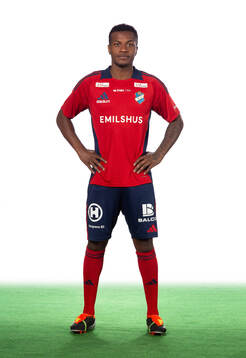 Östers Manasse Kusu poserar för ett porträtt den 4 mars 2024 i Växjö.