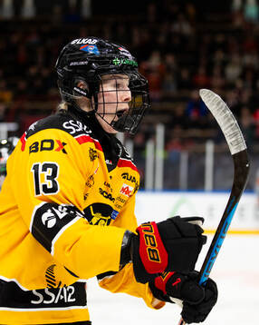 Luleås Jenna Pirttijärvi jublar