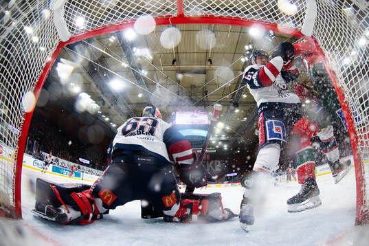 Frölundas Christian Folin (ej i bild) gör 2-1 bakom