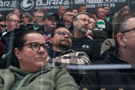 Leksands tränare Björn Hellkvist på läktaren