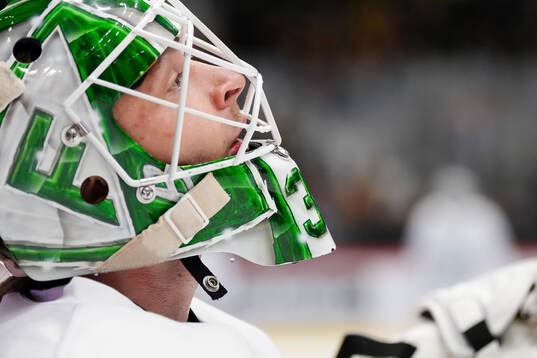 Färjestads målvakt Carl Lindbom