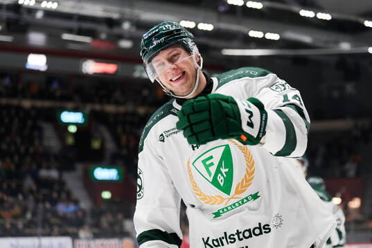 Färjestads Victor Ejdsell jublar