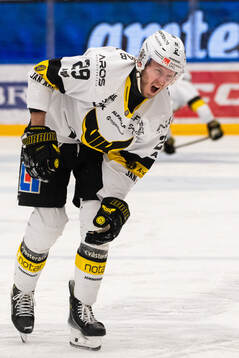 Västerås Eric Engstrand har ont