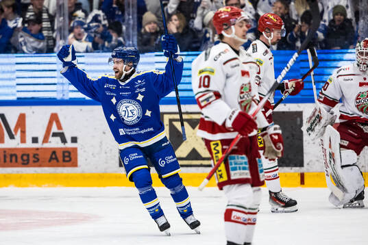 Leksands Oskar Lang jublar