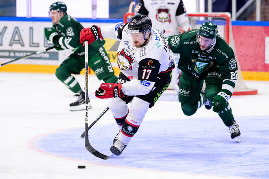 Malmö Redhawks Johan Ivarsson och Färjestads Per Åslund