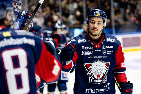 Linköpings Ty Rattie jublar