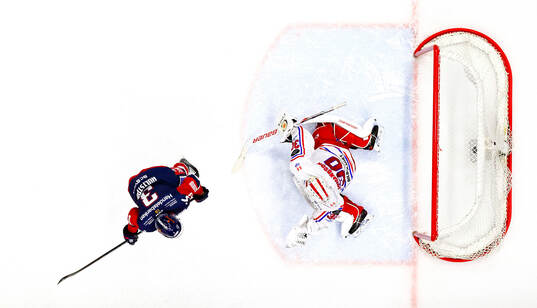 Linköpings Linus Hultström gör mål på straff förbi