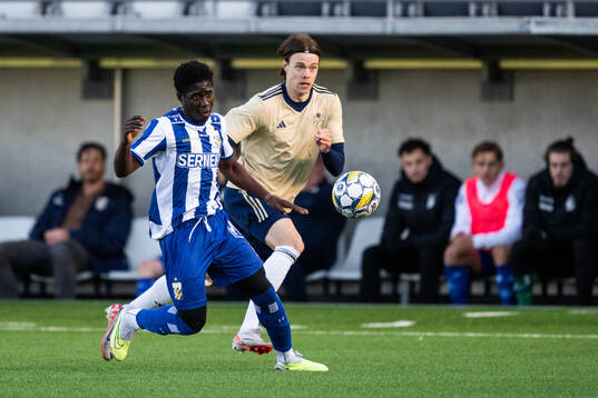 IFK Göteborgs Abundance Salaou och Östers Thorri Mar Thorisson
