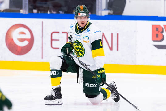 Björklövens Carl-Johan Lerby på uppvärmningen
