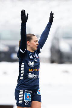 Linköpings Cornelia Kapocs jublar