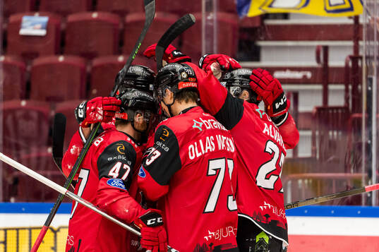 Malmö Redhawks Robin Alvarez jublar