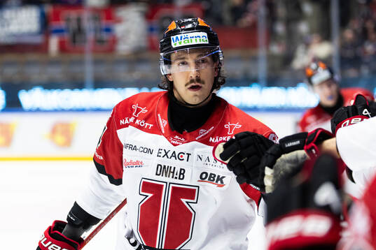 Örebros Hannes Björninen jublar