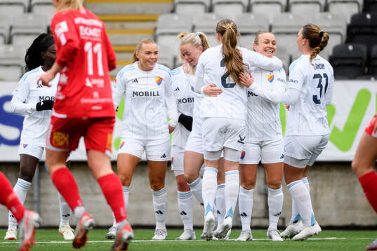 Djurgårdens Olivia Ländin Sjöblom jublar