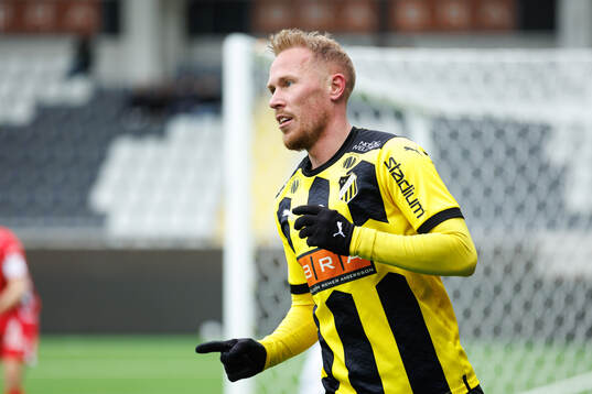 Häckens Mikkel Rygaard Jensen jublar