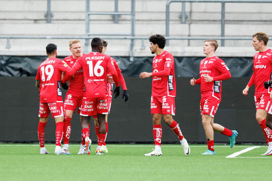 Elfsborgs Per Frick jublar efter 1-2