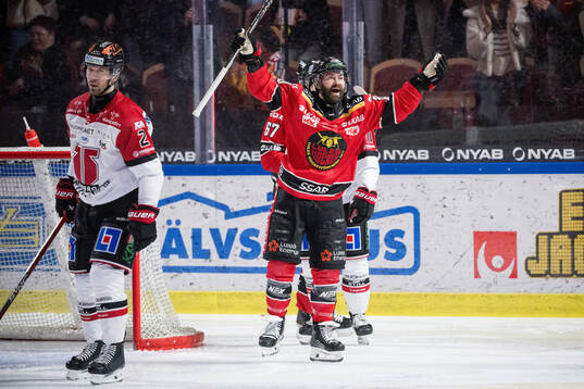 Luleås Jack Connolly jublar