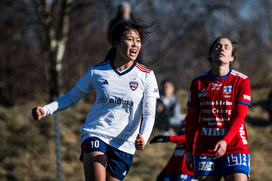 FC Rosengårds Momoko Tanikawa jublar efter 0-3
