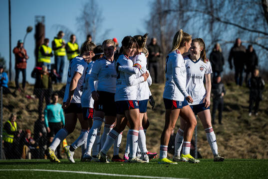 FC Rosengårds Momoko Tanikawa jublar efter 0-3