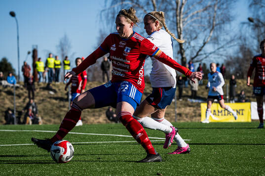 Vittsjös Sandra Adolfsson och FC Rosengårds Ria Noora Minerva Öling