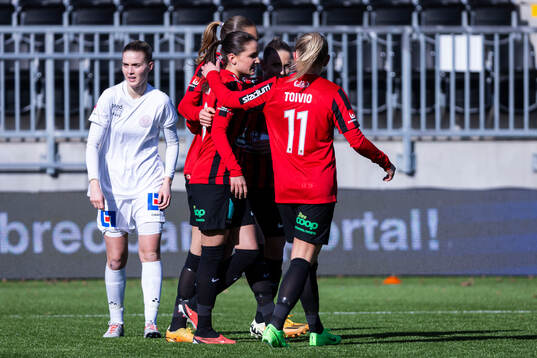 Brommapojkarnas Vera Blom, Ellen Toivio, Tuva Ölvestad