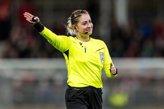 Alina Pesu, referee