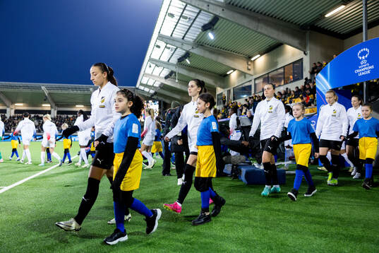 Rusul Rosa Kafaji, Clarissa Larisey and Hanna Wijk of