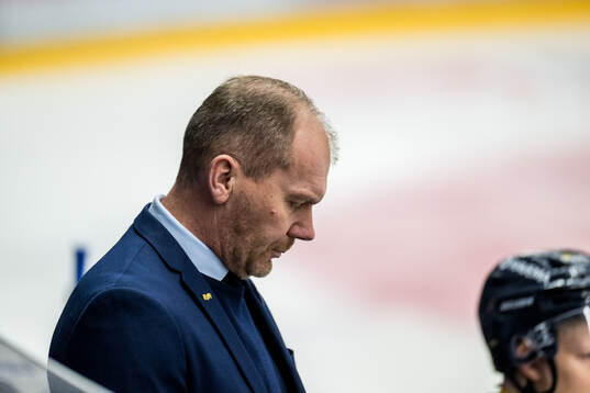 HV71s huvudtränare Johan Lindbom