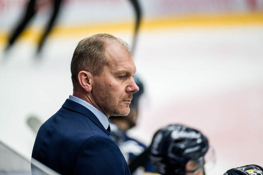 HV71s huvudtränare Johan Lindbom