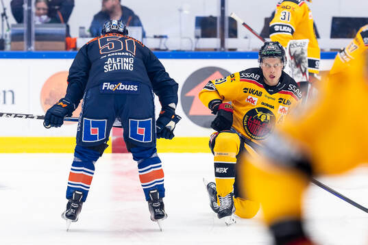 Växjös Emil Sylvegård och Luleås Juhani Tyrväinen