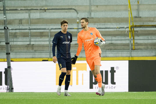 Halmstads Gabriel Wallentin och målvakt Tim Rönning
