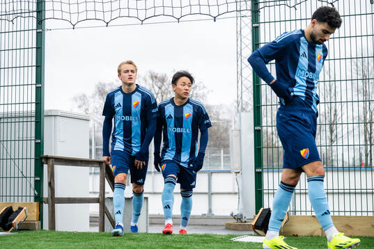 Djurgårdens Oskar Fallenius och Keita Kosugi