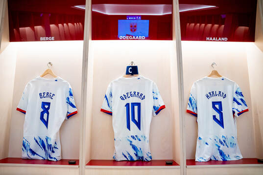 The kits of Sander Berge, Martin Ødegaard and Erling Braut