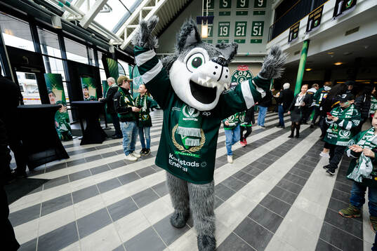 Färjestads maskot Ture Varg