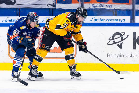 Växjös Joel Persson och Luleås Niklas Olausson